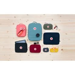 FJÄLLRÄVEN KÅNKEN CARD WALLET - Portmonee -Rausgehen 5637696337 e kanken card wallet fjaellraeven 24